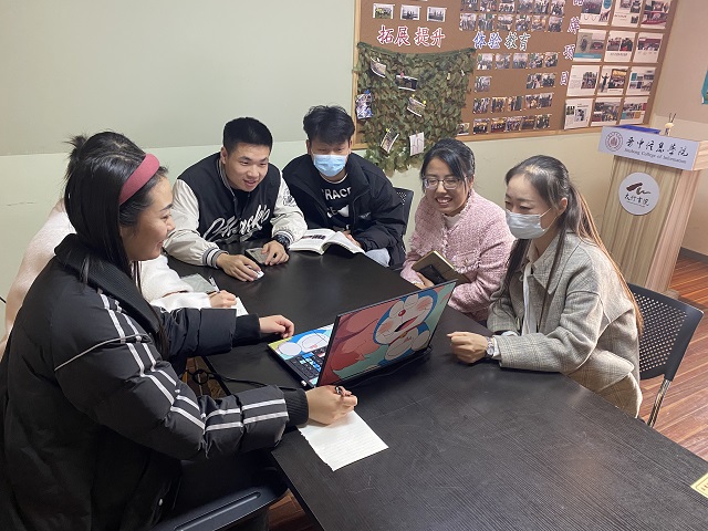 【学业导师】调研第一步 问卷质量高——胡雨诗、管蓉霞与闫晓珊老师“正大杯”市场调研大赛指导