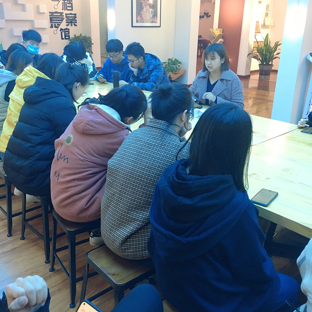 【学业导师】刘婷老师召开毕业论文指导见面会