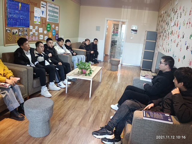 异科导师在行动：成长不期而遇 陪伴中找寻内心的归途