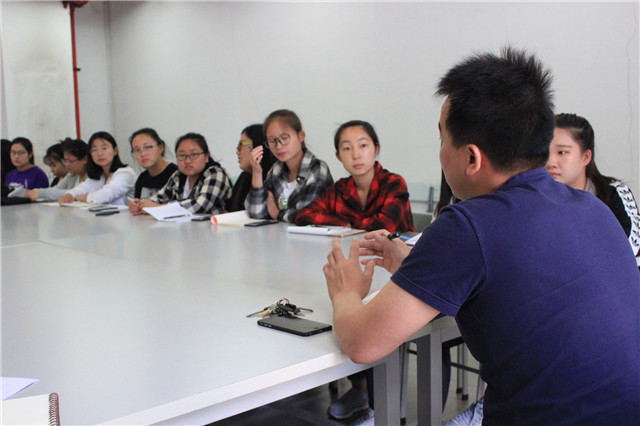 每周一班：千锤百炼 淬炼人生 ——院长座谈会系列（十四）