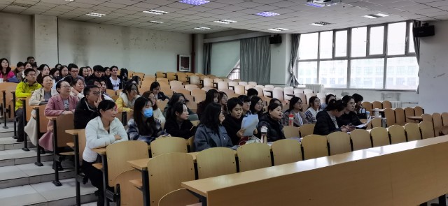 我院开展师德师风自查自纠和学习活动