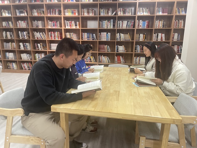 【品读大咖】《任正非传》启示录:企业家精神的卓越典范