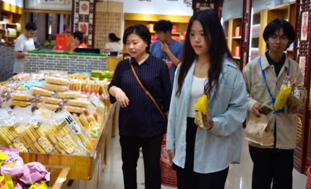 【我与院长有个约会】对话院长第5期:劳动的青春最美丽